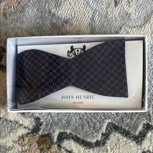 John Henric Bow tie 100% silk